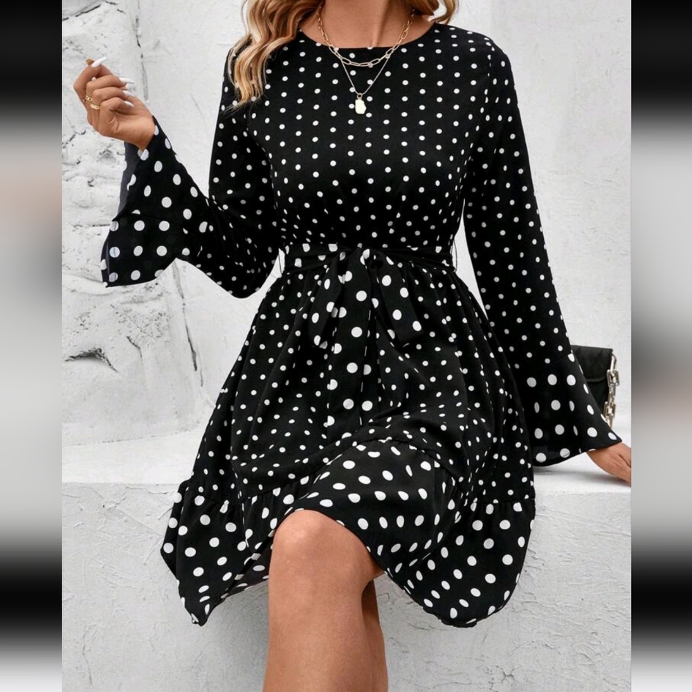 Elegant Polka Dot Print Bell Sleeve Belt Dress Black White